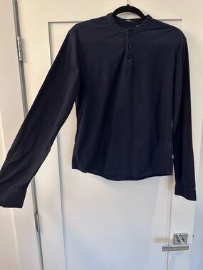 Men's Long-Sleeve Black Henley Shirt